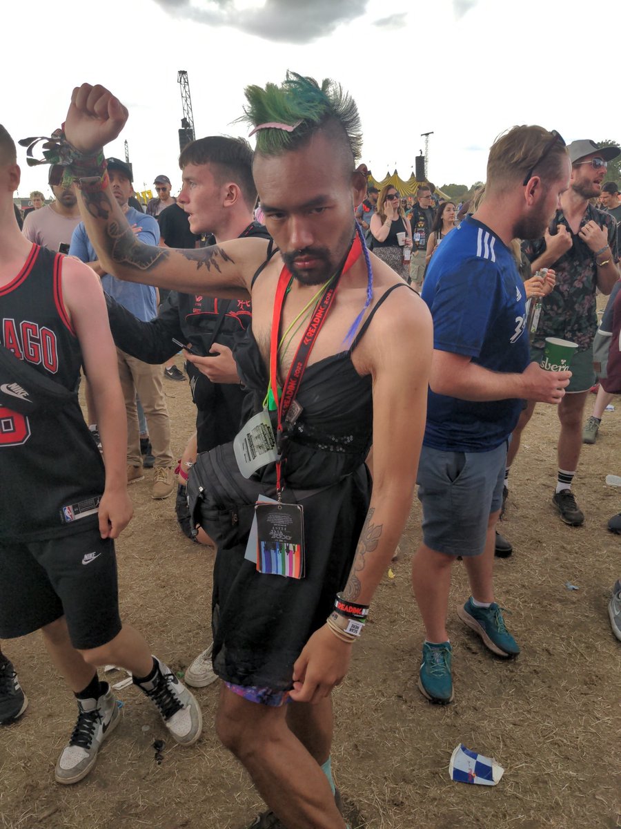 igmikefinlay's tweet photo. Party mark #NoMusicOnADeadPlanet @OfficialRandL https://t.co/Cy0LEL1p9V