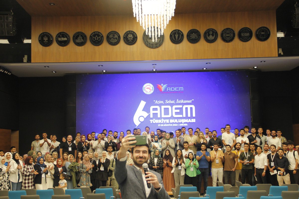 6. ADEM Türkiye Buluşmamızı Genel Başkanımız Sn. <a href="/_aliyalcin_/">Ali YALÇIN</a> ve Konya Milletvekilimiz Sn. <a href="/haliletyemez/">🇹🇷Halil Etyemez .</a> 'in katılımıyla ve kıymetli konuklarımızın sunumlarıyla tamamladık. 

81 ilden gelen ADEM gönüllülerimizle insanlık için iyilik meşalesi olmaya devam edeceğiz.

#iyikiADEMvar