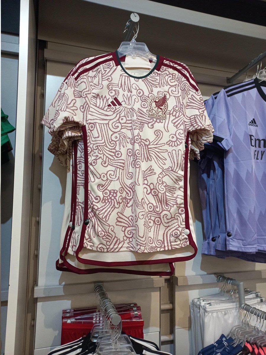 ¡Se filtró el uniforme de visitante de México para el Mundial! 😍