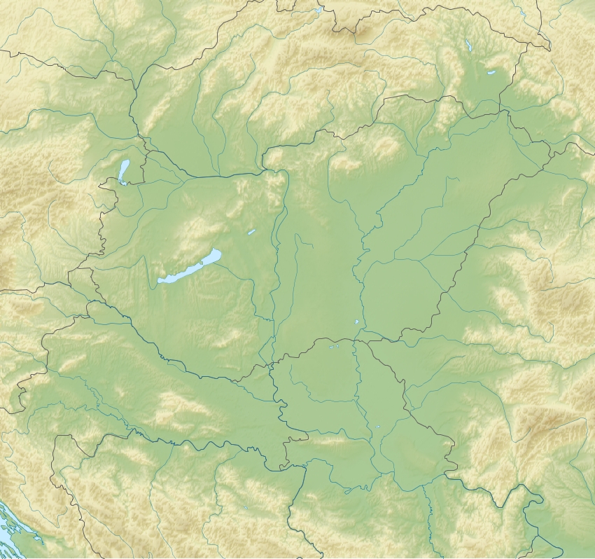 PandaAgricultur's tweet photo. Resumen reciente viaje a Hungria, desde Budapest siguiendo el Danubio hasta el noroeste. País estratégico en #agricultura aunque no del nivel d Ucrania. País completamente llano y rodeado de cordilleras, con el Danubio (y otros) y con las tierras muy fértiles llamadas #chernozem https://t.co/284si7UF4q