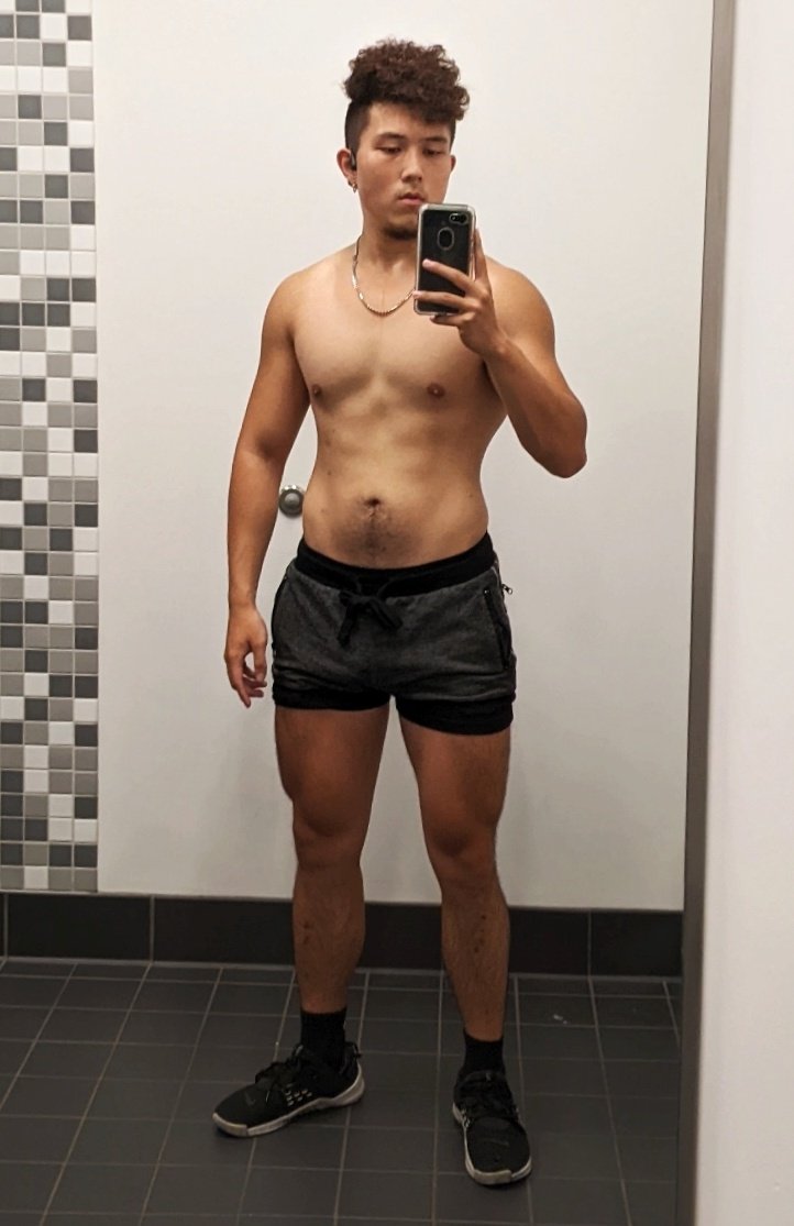 Finnick695's tweet photo. Shameless gym selfie 😜 #gaymer #streamer #gymlife https://t.co/9QqHVeDvDB