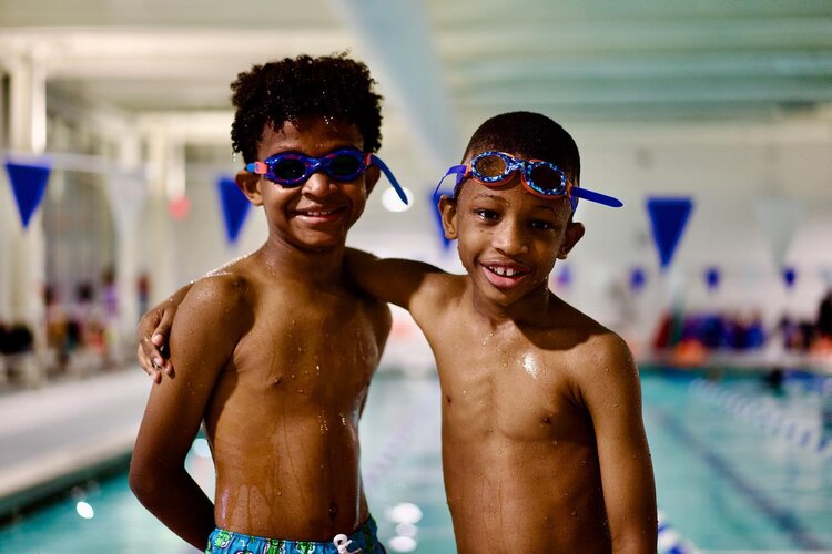 alertmedia's tweet photo. This month, AlertMedia is proud to support @TankproofTeam's mission to provide swimming lessons and food security to kids who need it most. ๐
Learn more about #Tankproof and find out how you can support here: https://t.co/Ly2qs6d3KX https://t.co/teXfx8HySE