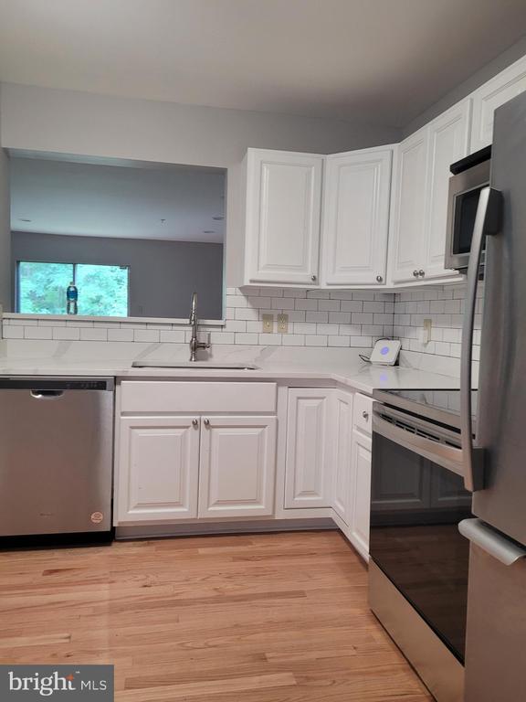 MikeB_'s tweet photo. Fall in love with this 3 BD/ 4 BA in Oxon Hill. Call, text or direct message me for more info.  https://t.co/Bes7BvjVju https://t.co/HX1gRIp7KI