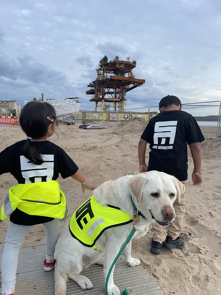 BlindDad_Uk's tweet photo. I couldn’t let the awakening of the #SeeMonster happen without it being a family affair. Tonight I’ve got my crew with me!

#TeamPatel https://t.co/u907UkrIZt