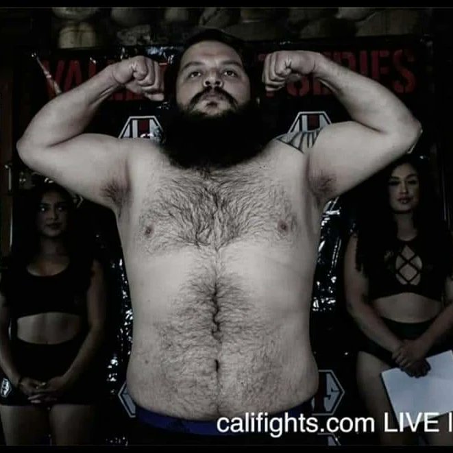 WITNESSCARNAGE's tweet photo. Weighed in at 232. Ready for war. (Yesterday)

#carnage #Teamko #vfs #mma https://t.co/7Ydtn07Rw0