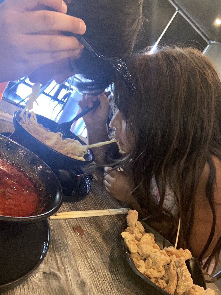 AJCaceres's tweet photo. Kid approved #ramen https://t.co/dk6nwT3zuP