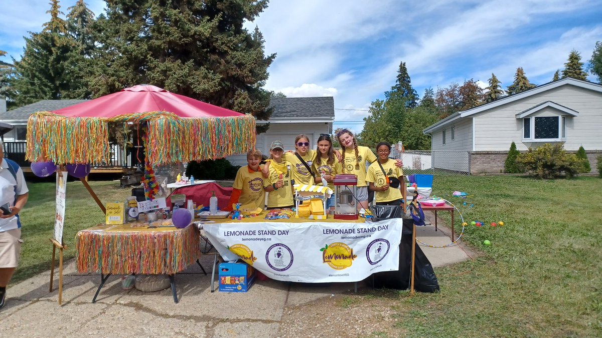Today is Lemonade stand day! Keep an eye out for a lemonade stand in your neighborhood and spread some #LemonLoveYEG ! When you support a lemony event you're contributing to the Stollery Children's Hospital Foundation.

#1023nowradio <a href="/1023nowradio/">102.3 NOW!radio</a> #nowtrucksicle