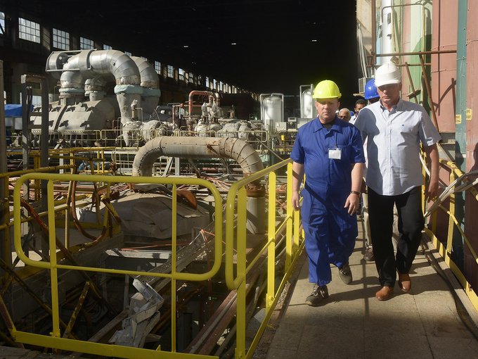CsarMorenoAgui2's tweet photo. El presidente  Miguel Díaz-Canel informó hoy a la población sobre la actualización de la estrategia de recuperación del sistema electroenergético cubano. Confianza #Cuba. Venceremos
#CubaViveYTrabaja https://t.co/AdLWcVBWRu