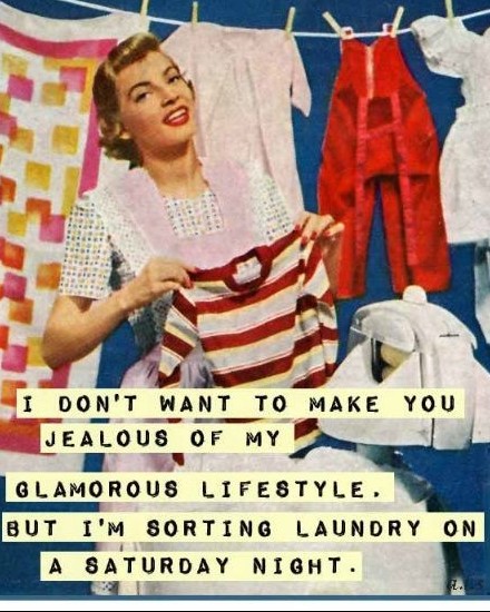 tatyanaboutique's tweet photo. Time to party! 😉🎉 Do you prefer to stay in, or go out?
#vintagefashion #vintageclothing #vintagecomic #comic #meme #oldmeme #oldcomic #retrofashion #glamorous #laundry #cleaningmeme #laundrymeme https://t.co/fQmCqhUnkI
