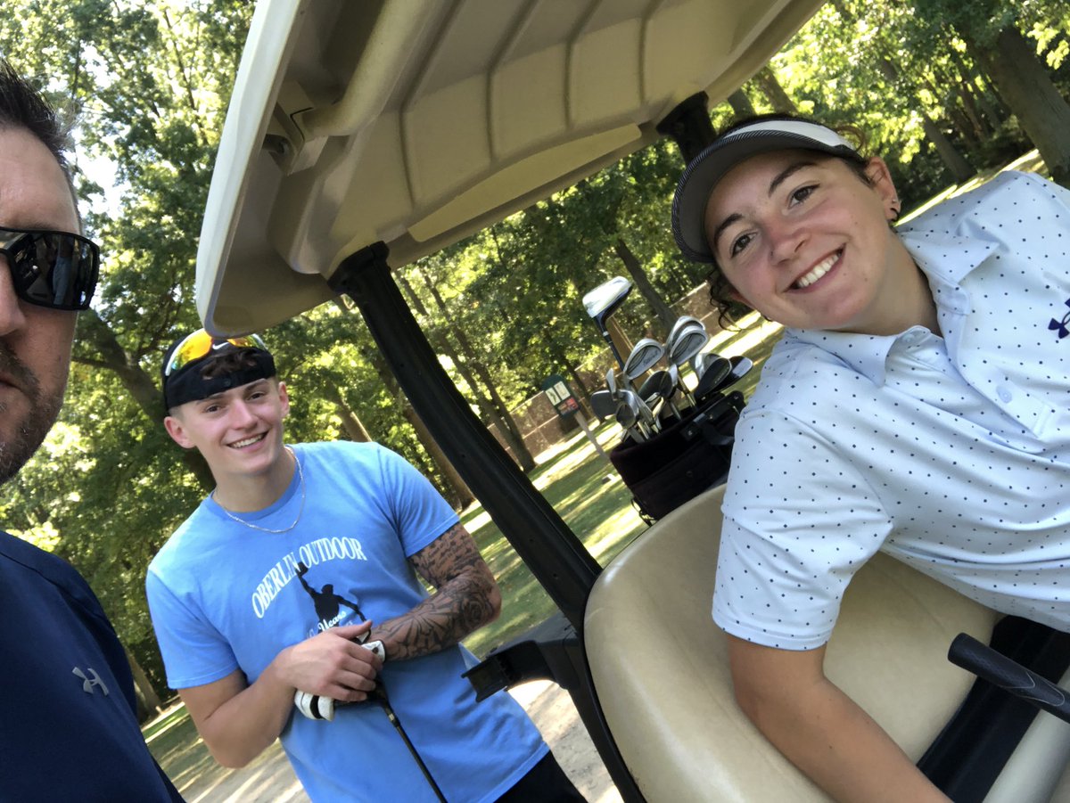 smithm1973's tweet photo. As they @Msmith1230 @leiasmith_3 get older the more fun times are hoop fam is turning into golf fam https://t.co/0LSaDnucyK