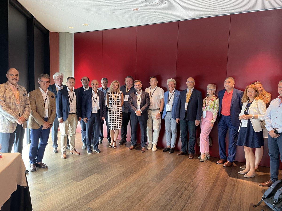 Maciej Banach tweet media