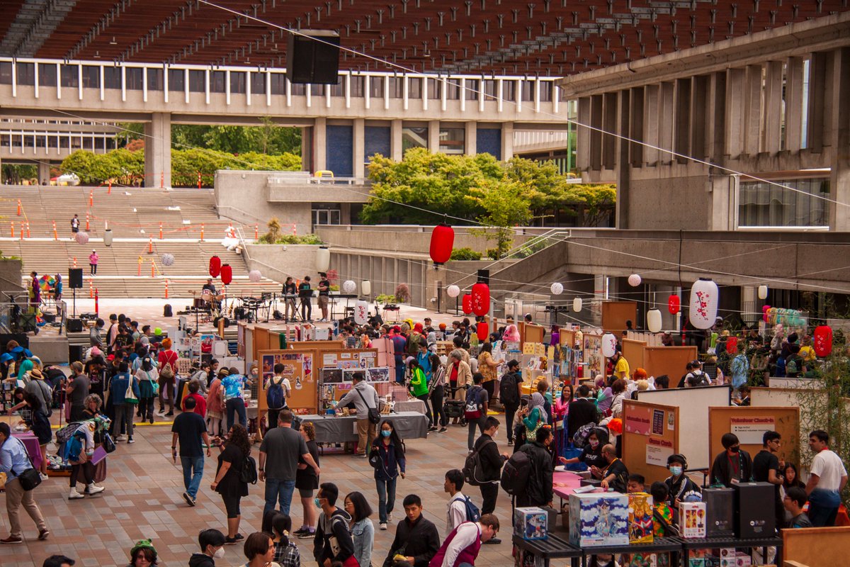 Thanks for coming to the 10th anniversary of the Summer Festival! Massive thanks to everyone including sponsors, staff, volunteers, and performers! 

Please provide any feedback here! forms.gle/S5uYsnZYfmeHG3…

We also want to see your photos, so tag them with #sfusummerfest ❤️