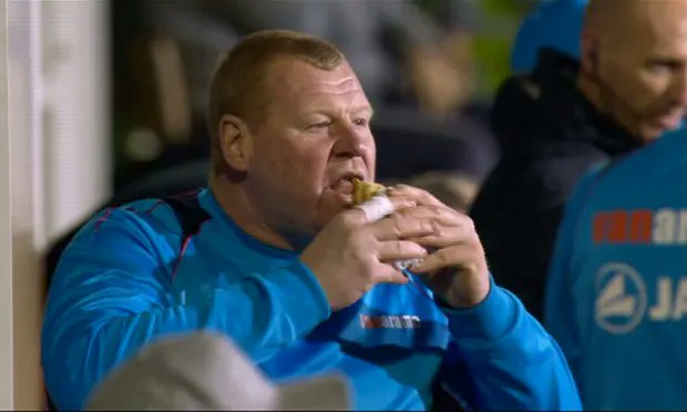 Glen de la Cour (leagueoneminus10) tweet media