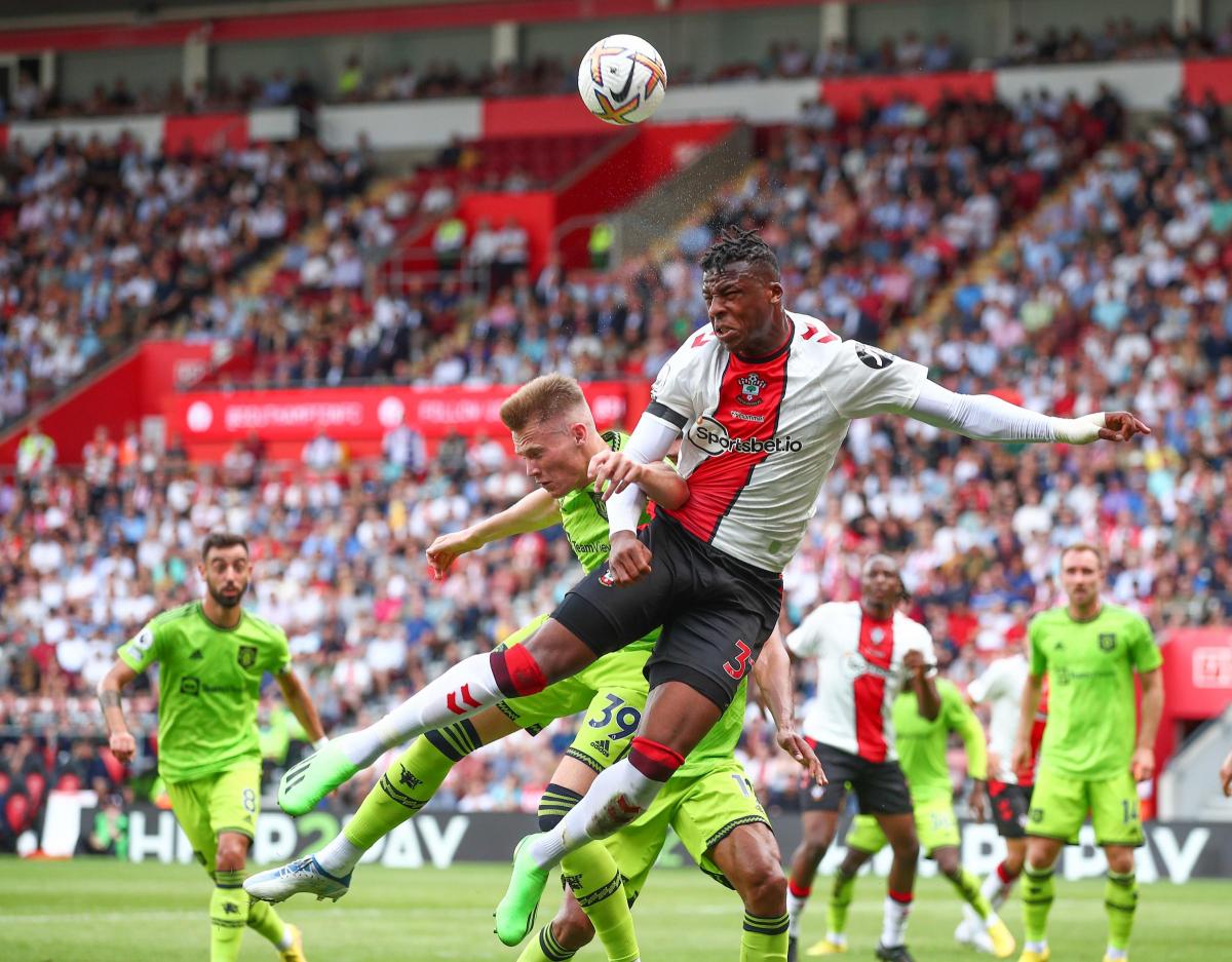 Glen de la Cour (leagueoneminus10) tweet media