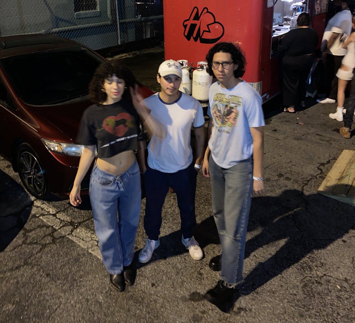 thank u atl <3 

we’re playing in savannah georgia today come out or else i guess 💋