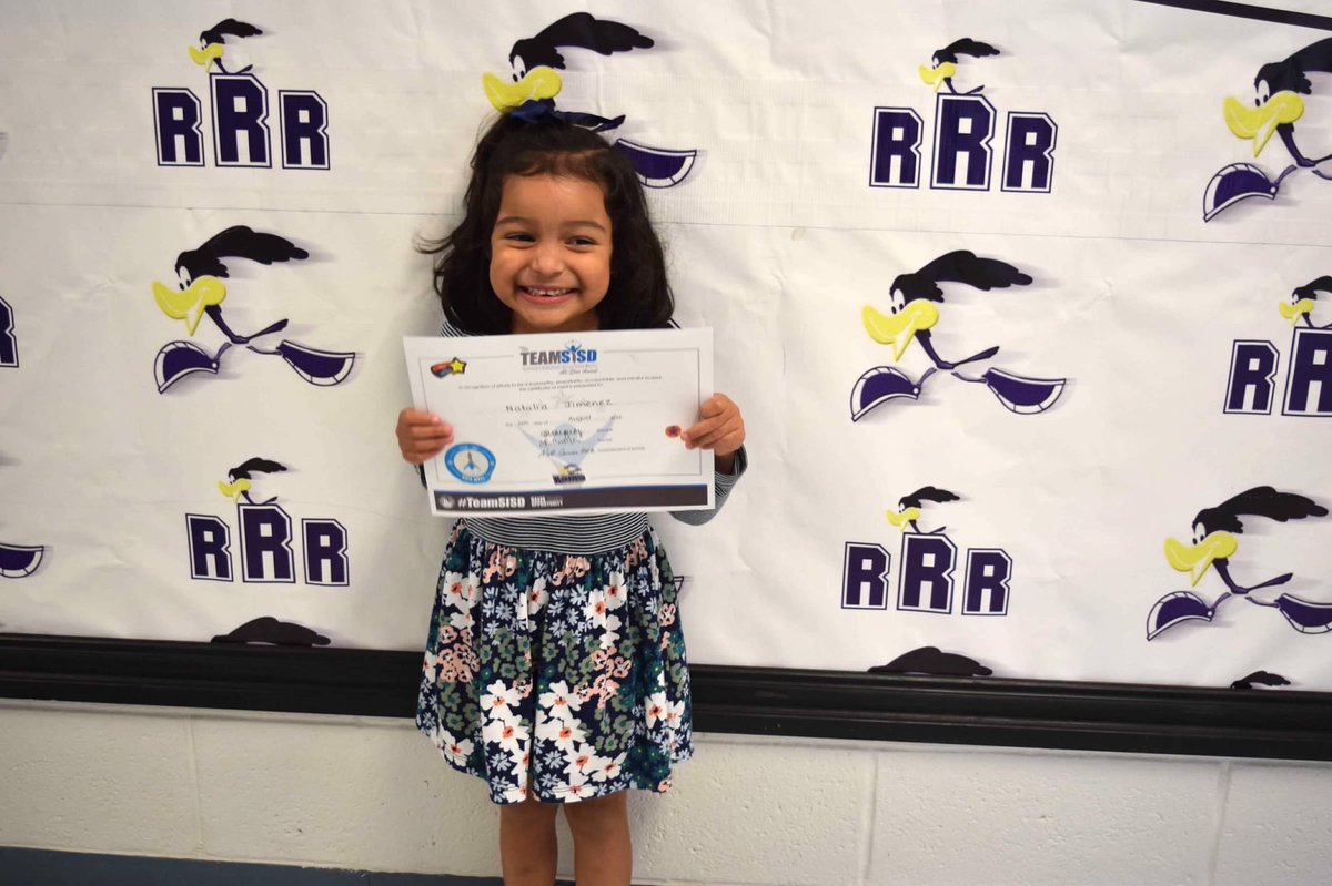MJimenez_SHS's tweet photo. Proud of my @RobertRRojas_ES All-Star! 🤩💜 #TeamSISD https://t.co/nMDE1SYgjK