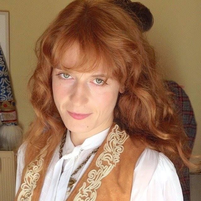 Happy birthday to florence welch queen of the earth and ruler of the universe 