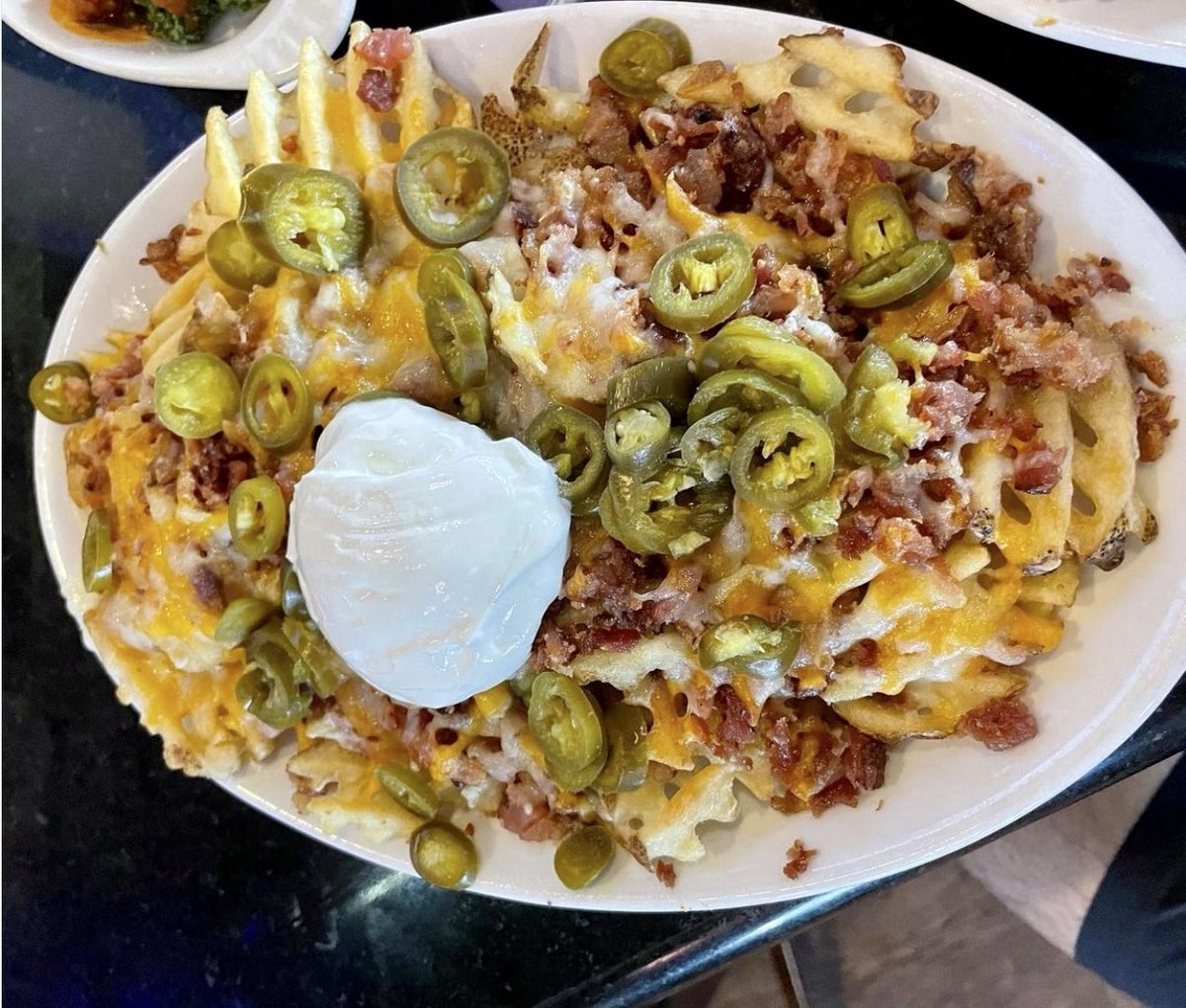 TheLincATX's tweet photo. The loaded fries at @pluckerswingbar are the best!
#pluckers #plucketsatx #thelincatx #fries #funwithfries #atx #austin https://t.co/z4o2aygTzF