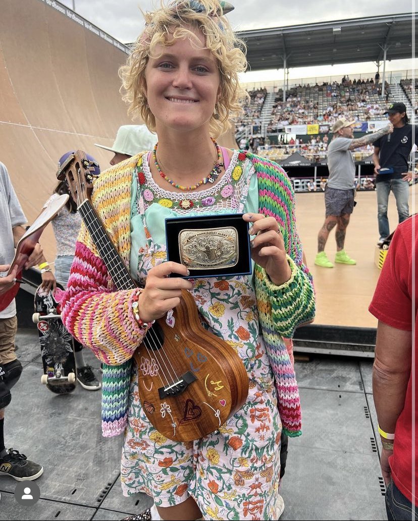 StereoSkate's tweet photo. Congrats to @BryceWettstein ✨👑✨ on her 2nd Place 🥈 finish at yesterday’s @tonyhawk Vert Alert in Salt Lake City. The skating was incredible all weekend, vert is alive & well!!!
Photo courtesy of: @187KILLERPADS
#BryceWettstein
#THVertAlert
#30YearsOfStereo
#StereoSince92 🎺🎺 https://t.co/e4NlEqE1sO