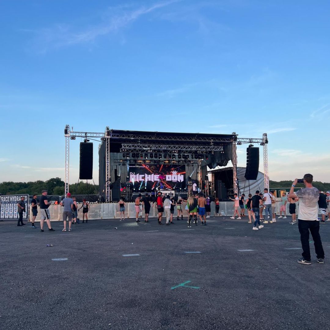 themed_creative's tweet image. Have you ever been to #UltimateStreetCar at @santapodraceway? 🔥

#USC at Santa Pod Raceway is the largest, loudest, hottest and fastest, modified car festival in Europe...and I was lucky enough to provide digital video content and services for this fantastic event recently!