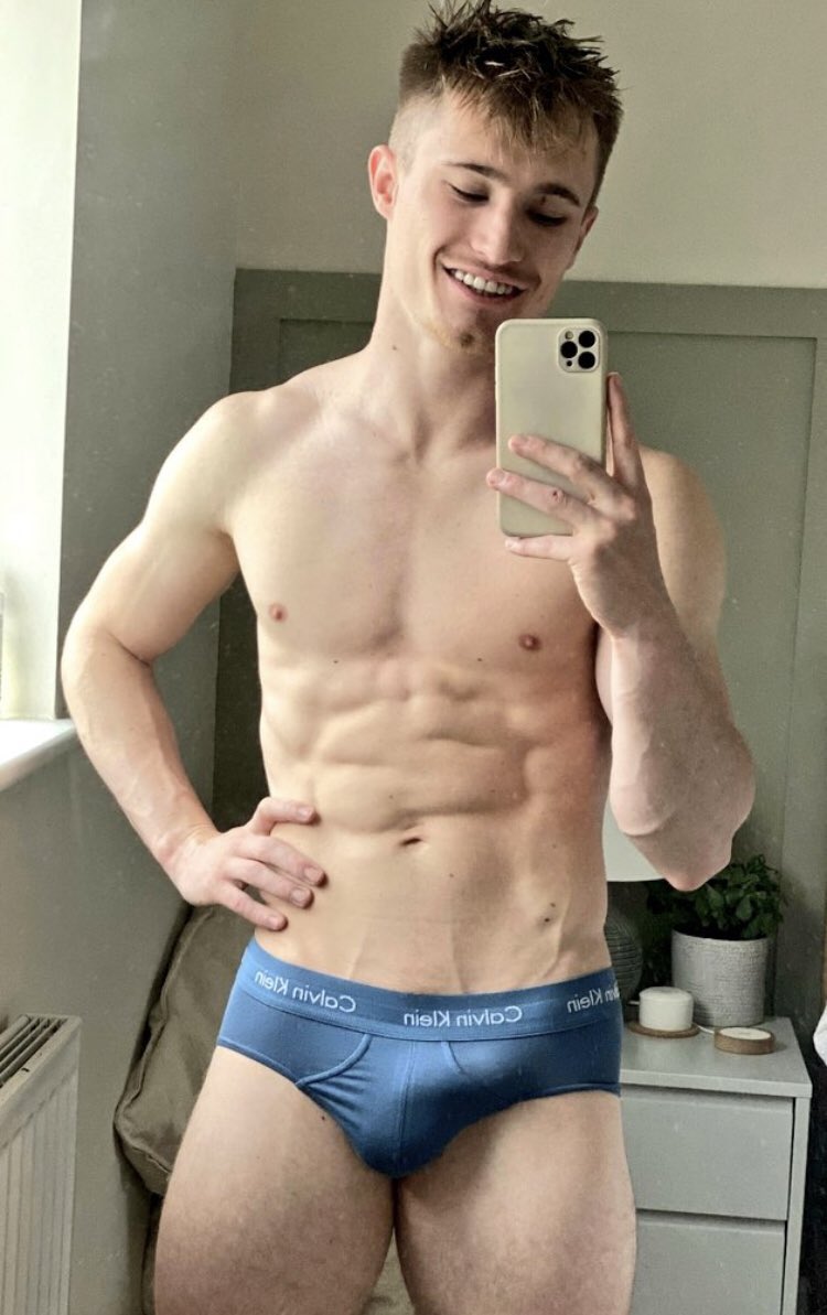 famousfitmen's tweet photo. 😲 🍆 💦 @JackLaugher t.coQLZf0hH...