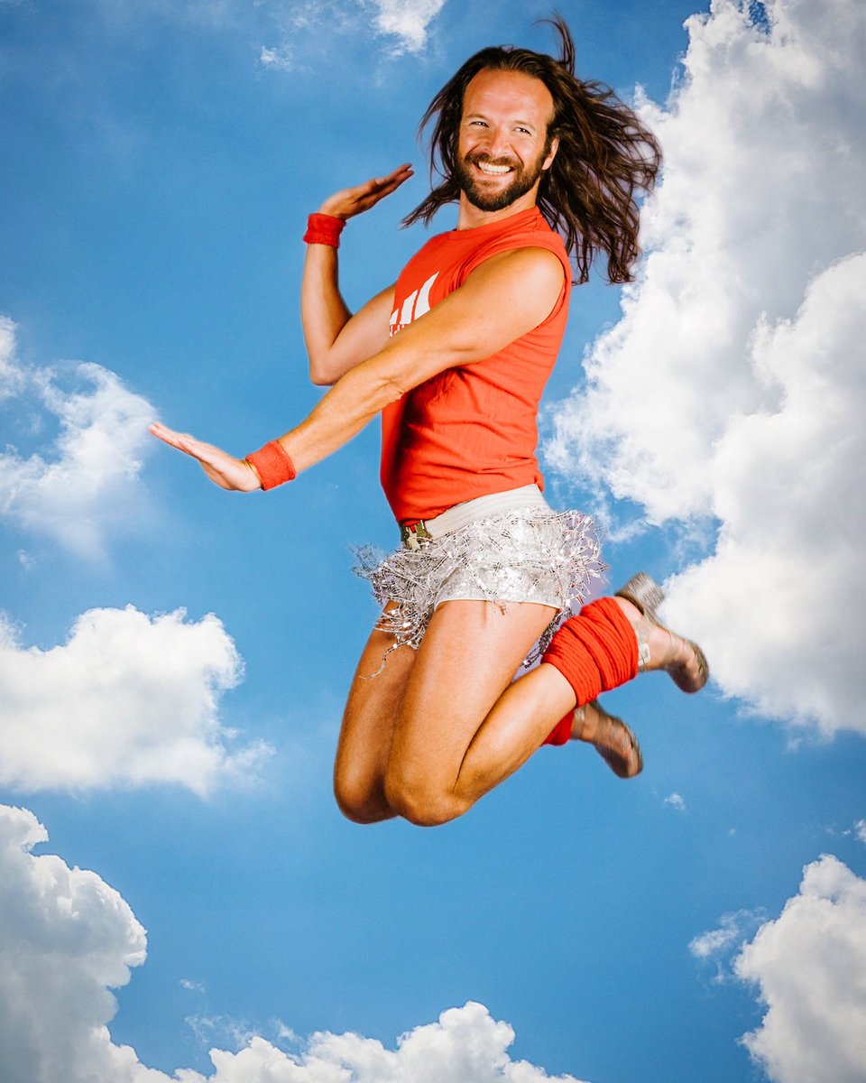 Ready to jump into the final service of Edfringe 2022… 
21.15 at the <a href="/Gildedballoon/">Gilded Balloon</a> Patterhoose! Bring. It. On! #halleberrylujah 

📷 st <a href="/tiumakkonen/">Tiu Makkonen</a>