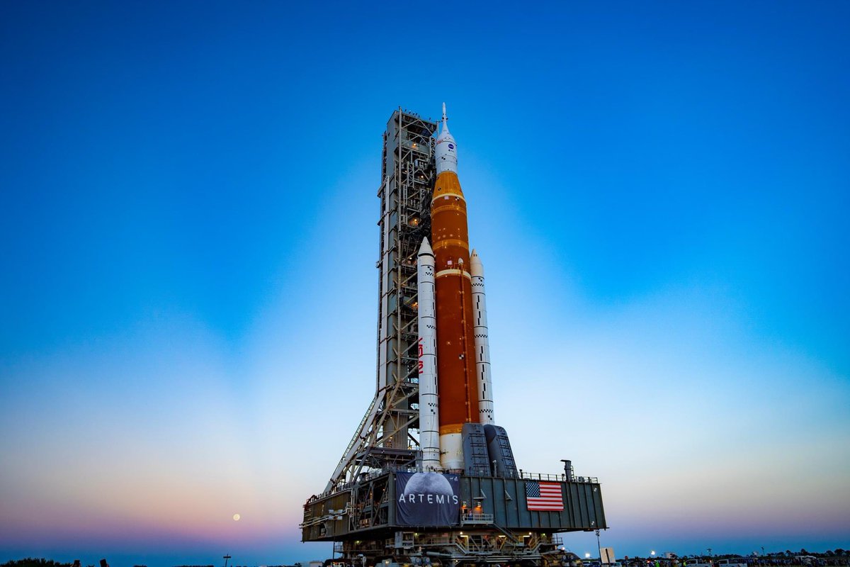 Tim Peake tweet media