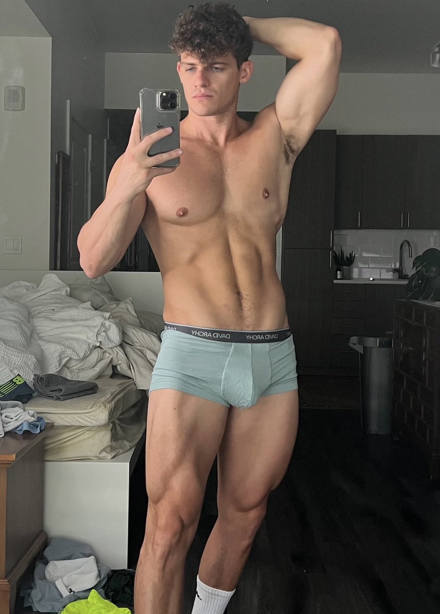 boredguybro's tweet photo. https://t.co/WYDvixDIPj