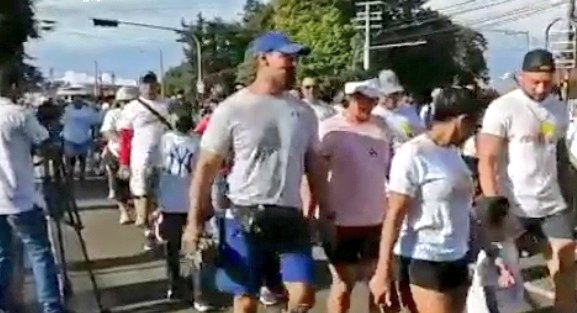 luisarce931's tweet photo. El Deporte es Salud Caminata Susie Thayer en Chiriquí apoyando a #Fundacancer @Ritmo929 https://t.co/jLVqWcuXKh
