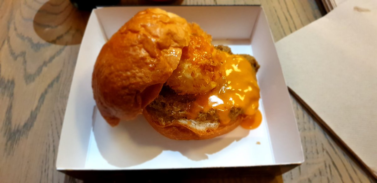CineMasFood's tweet photo. En BocataLab saben lo que se hacen en cuestión de bocadillos. Y tú también puedes averiguarlo con el menú #cinemasfood 😋 https://t.co/Ovd6LDS7wt