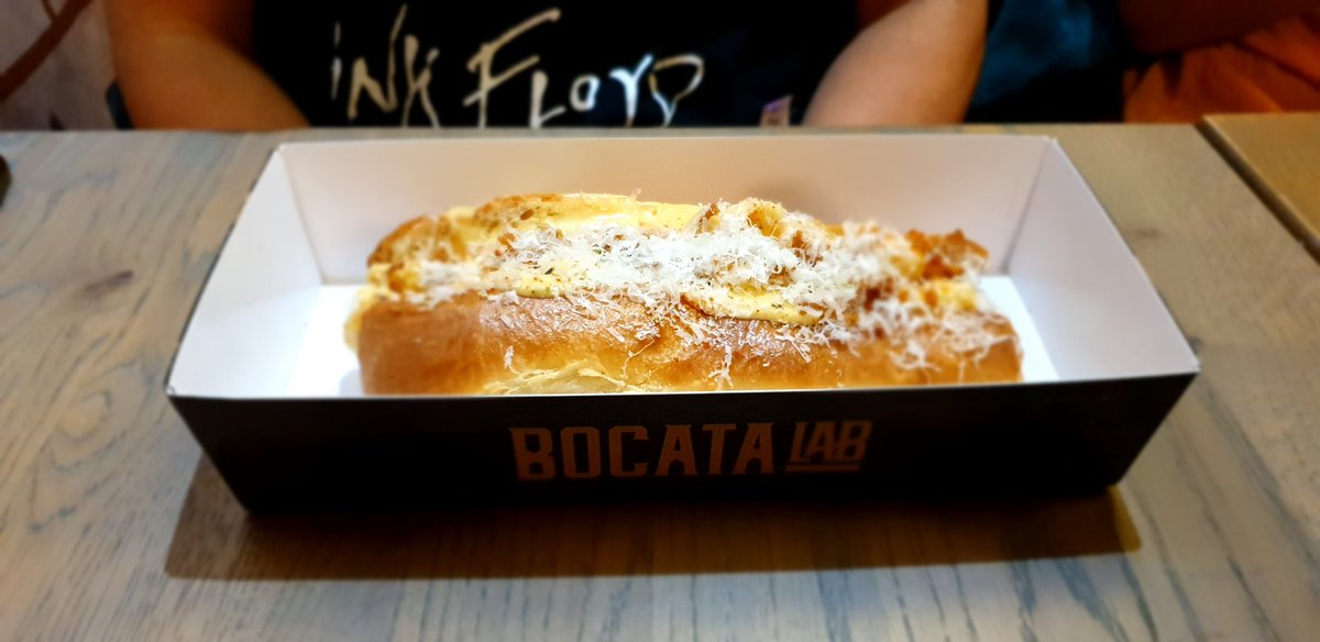 CineMasFood's tweet photo. En BocataLab saben lo que se hacen en cuestión de bocadillos. Y tú también puedes averiguarlo con el menú #cinemasfood 😋 https://t.co/Ovd6LDS7wt