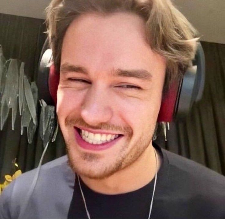 befour_it_ends's tweet photo. my favorite memories with liam are all the livestreams he made during the pandemic <3
#10DaysWithLiam https://t.co/21FzxLgpaf