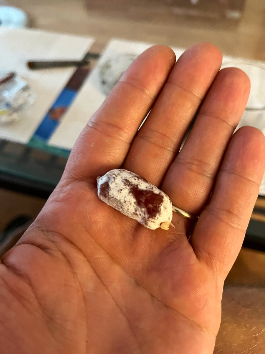 JefeGorgojo's tweet photo. Los españoles llevaron el salame a otro nivel y lo venden en forma de bombones https://t.co/hLrMQ7LWns