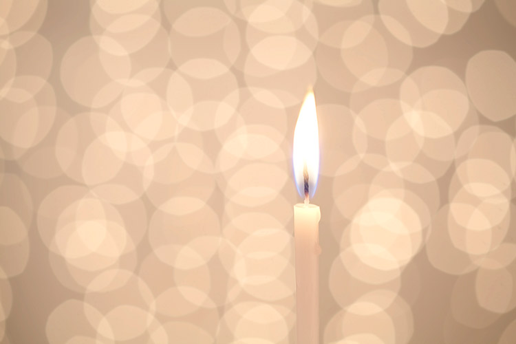 YourCatmagazine's tweet photo. Light a candle in memory of your cat... #RainbowBridgeRemembranceDay
 
Simply upload an image of your cat, along with a short message, and we'll add it to our website memorials... https://t.co/DLZ3FCTfK1 https://t.co/ObmZsJZ6cP