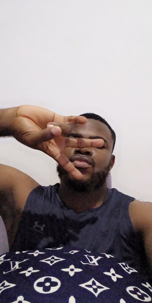 Good evening Twitter. ✌🏽