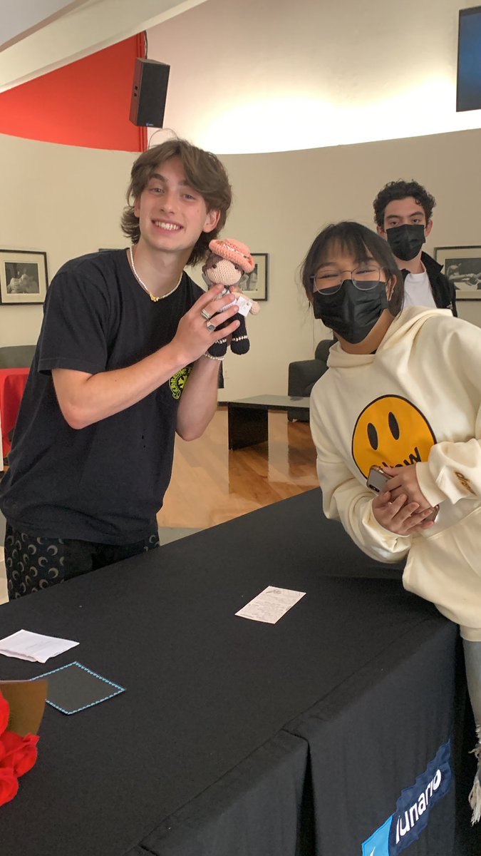 johnxdrew's tweet photo. a little reminder that THIS HAPPENED @johnnyorlando ❤️‍🩹 https://t.co/VikgCEbKtl