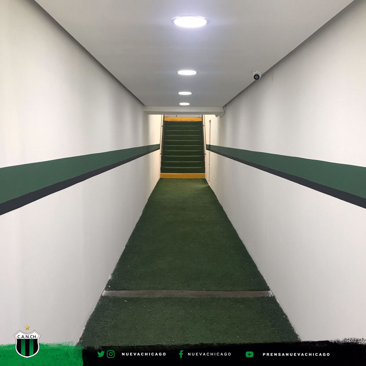 EstadioCANCH's tweet photo. 🤩 [ESTADIO]

🚧 Plan de Obras.

👷🏽 Así luce la remodelación de el túnel del estadio que conecta el vestuario con el campo de juego. https://t.co/EodMx0eUv9