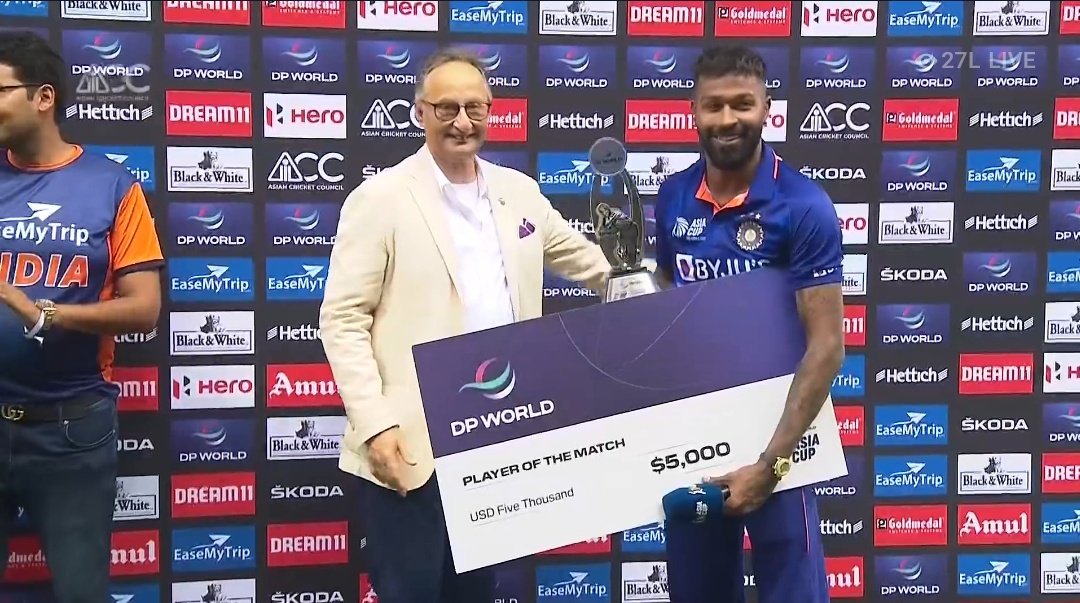 mufaddal_vohra's tweet photo. From getting injured against Pakistan in the 2018 Asia Cup to winning Man Of The Match Award against the same opponent in the same tournament 4 years later.

Hardik Pandya knows how to make it count, he's writing his own script! https://t.co/j3MxI8KFGM