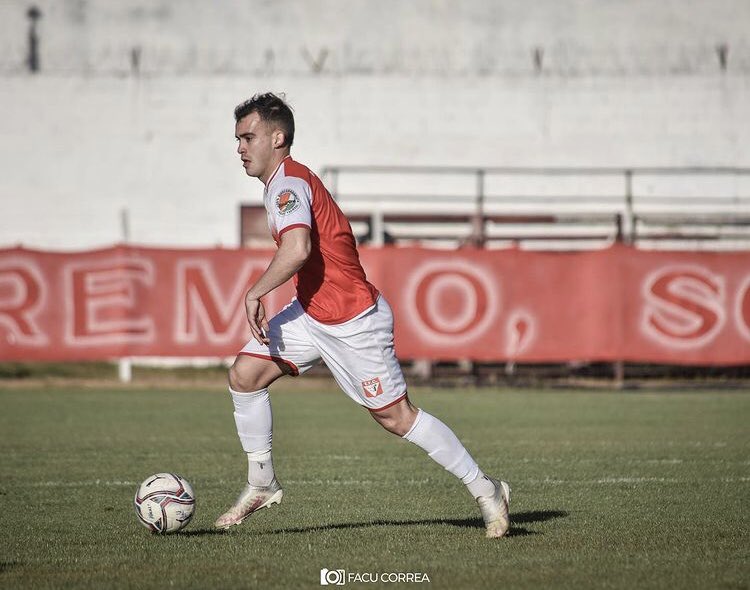 🎩🪄 𝐃𝐞 𝐠𝐚𝐥𝐞𝐫𝐚 𝐲 𝐛𝐚𝐬𝐭𝐨́𝐧 

🔙 ¡Volvió <a href="/nicolas_pintado/">Nicolas Pintado</a>!

#TodosJuntos ❤️🤍