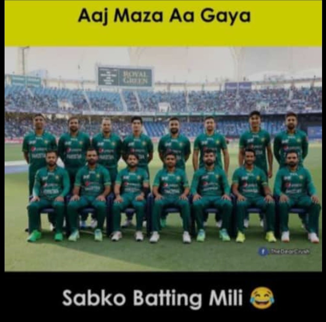 ImKulldeep's tweet photo. What a match by Pakistani cricketer 👏😂😂 sabko batting mila.. Well played 👏😂😂
@TheRealPCB @TheRealPCBMedia 

#INDvsPAK2022 #AsiaCup2022 #AsiaCup2022 https://t.co/CCGWcbdS8H