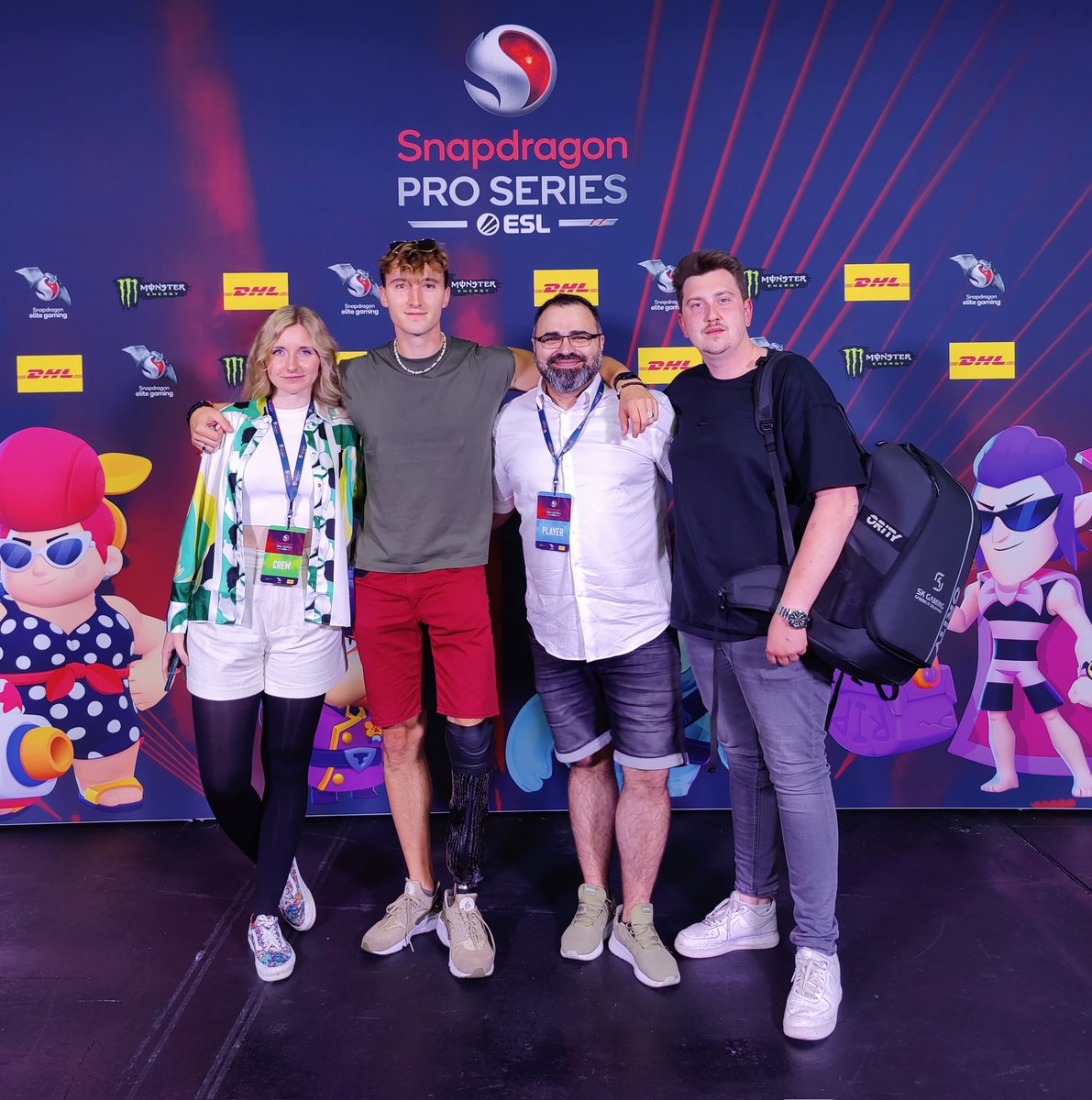 Was war das für ein unglaubliches Wochenende. What a amazing weekenend. <a href="/ESLMobile/">Snapdragon Pro Series</a> <a href="/Sunnyenough/">Sunny</a> <a href="/bytzep/">Laurence</a> <a href="/GizBroOo/">GizBroOo</a> <a href="/uniplayTV/">SK | Tobi</a> @AugeBrawlstars <a href="/Jonkoryl/">Jonko</a> <a href="/ich_bs/">Ich BS</a> <a href="/twentytrunks/">twentytrunks</a> <a href="/Tadomari_BS/">Tado</a> <a href="/onkelmobs/">Onkel Mo</a>