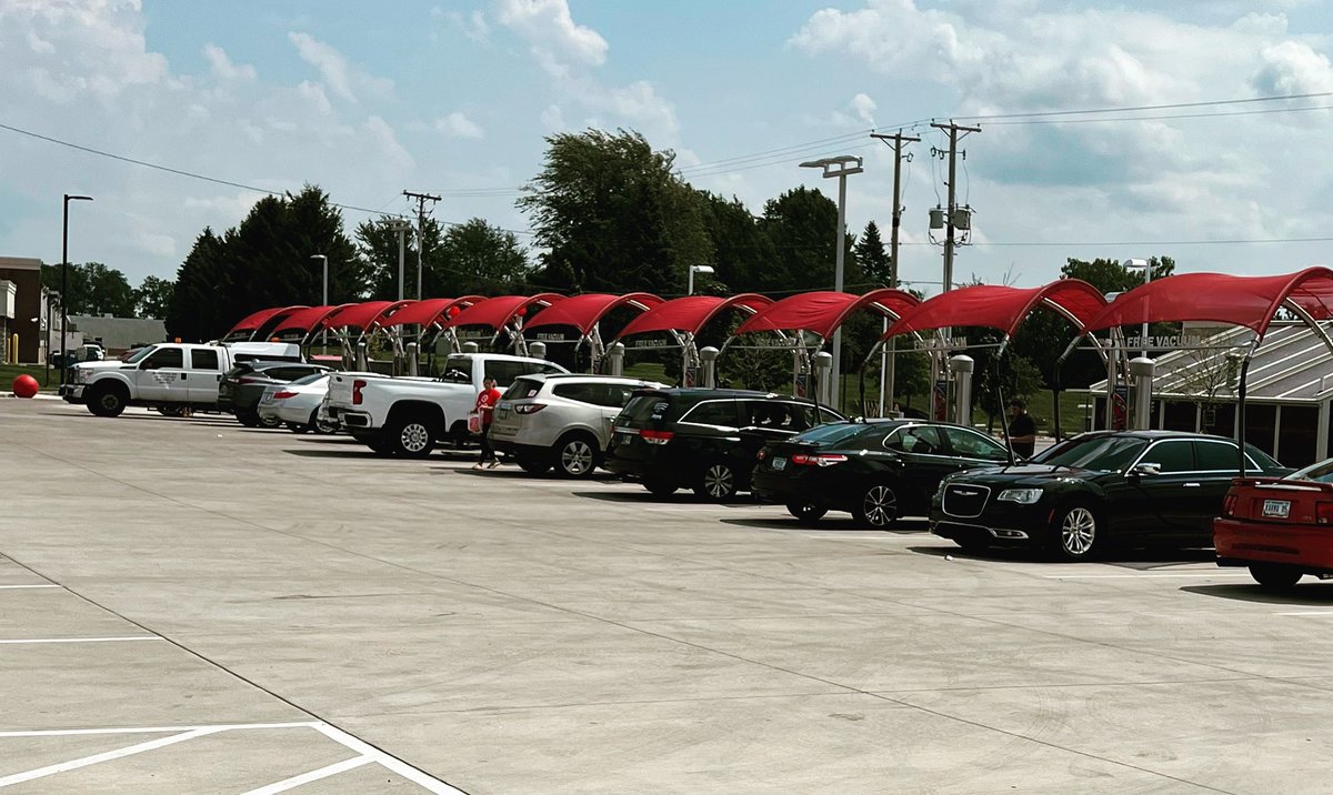 Vacuum Party at The Tube! Start your week off with the cleanest ride around! 

#thetubecarwash #freevacuums #carwash #weekend #sundayfunday