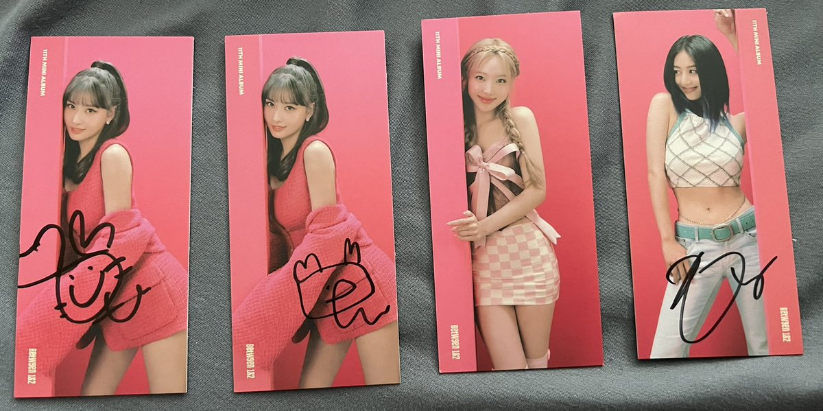 Tzu_Sea's tweet photo. It’s ok Momo, I understand if you were tired 🥲 

#BETWEEN1and2 
#MY_BETWEEN1and2 https://t.co/DVrJyIWjXd