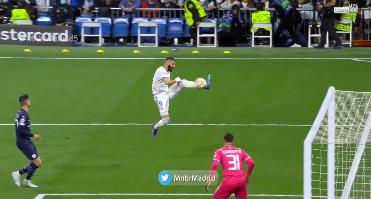 GreatWhiteNueve's tweet photo. It's true they had to arrest Pep Guardiola for bottling that lead https://t.co/dYgmJOJNLk