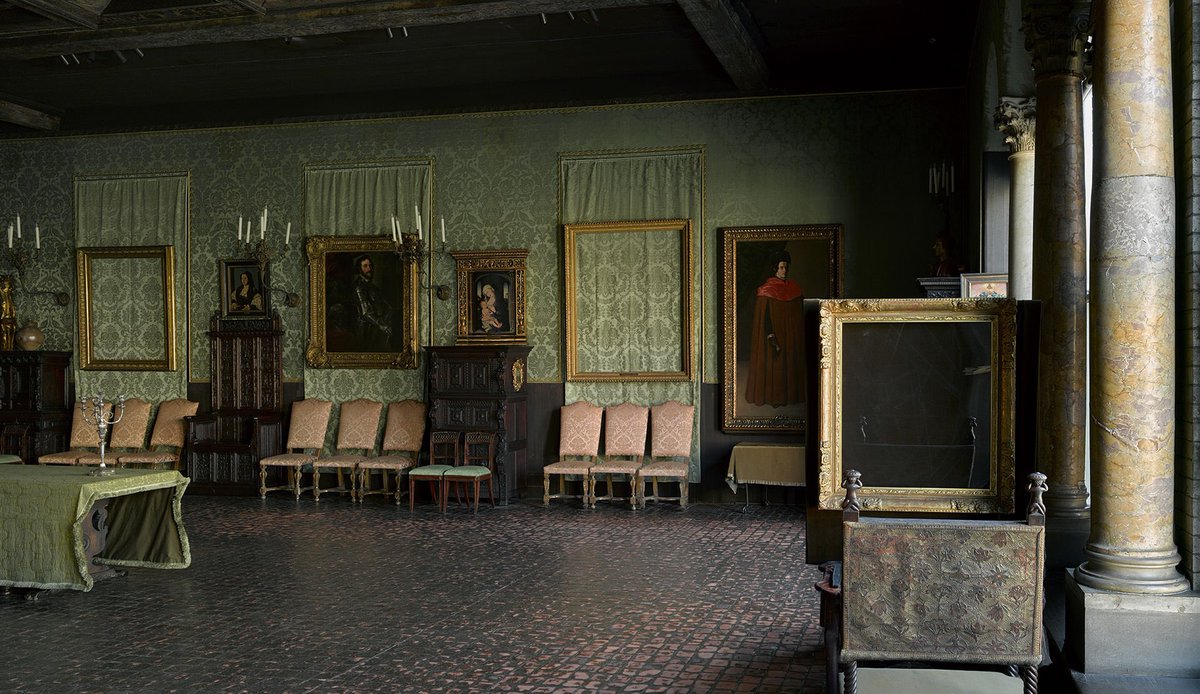 Existe un museo en Boston que lleva más de 30 años con cuadro vacíos colgando de sus paredes 🖼

¿El motivo? Fue protagonista de uno de los robos más grandes de la historia, un robo de película. Hoy visitamos el Museo Isabella Gardner, en un nuevo hilo del #museoimaginario 👇🏼