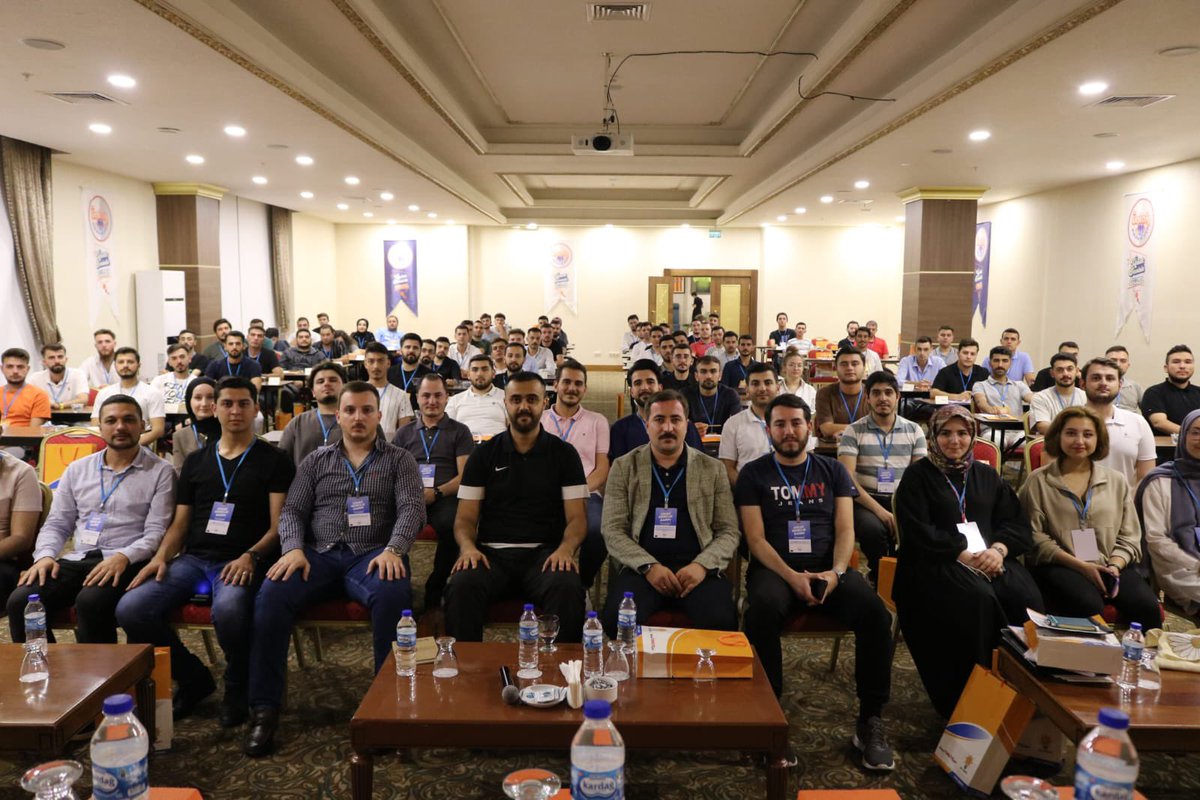 enesaslanx's tweet photo. #2022ÜniAKGençlikKampı 🚀 https://t.co/4dNAHuMbLn