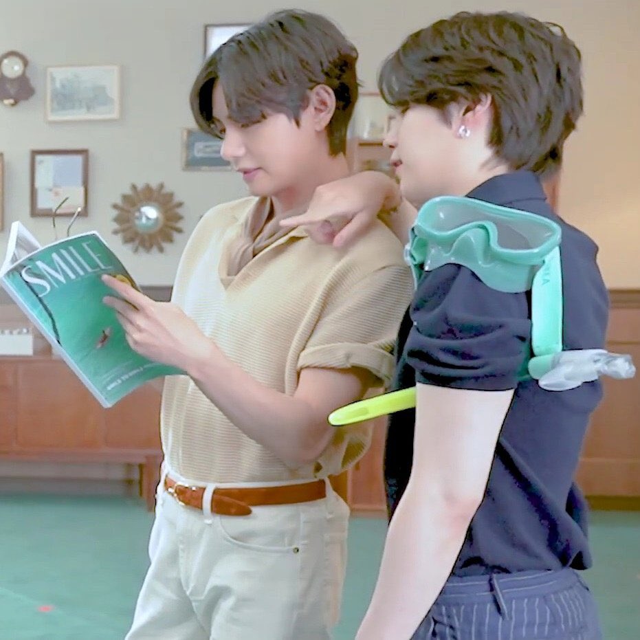 cuntae arching his back like his life depends on it !