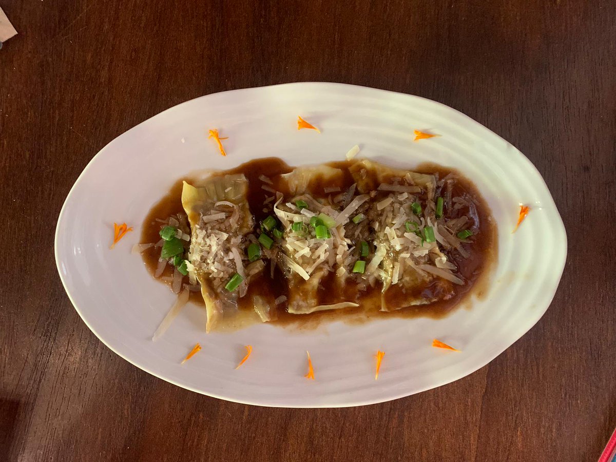 CineMasFood's tweet photo. El menú #cinemasfood de Casa Montesdeoca no te dejará indiferente 😋 #cinemasfood2022 #ViveVegueta #ICDC https://t.co/MsVAb539FE
