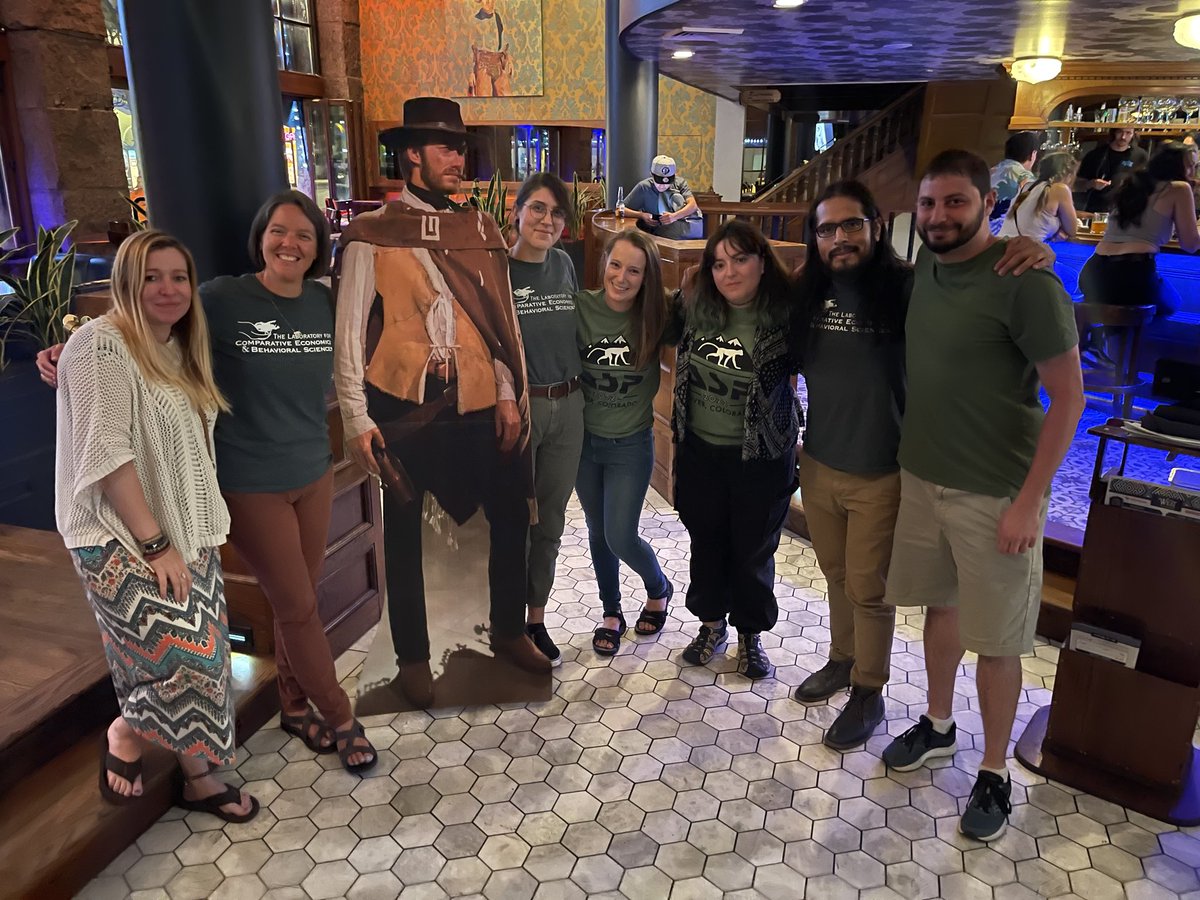 DrSFBrosnan's tweet photo. A lab reunion with Clint in Denver at #ASP2022! It's great to see some awesome #CEBUSlab members we don't get to see frequently enough. @MegSosnowski @sierra_simmons @MayteMartinezN1 https://t.co/Jh93QFKIUD