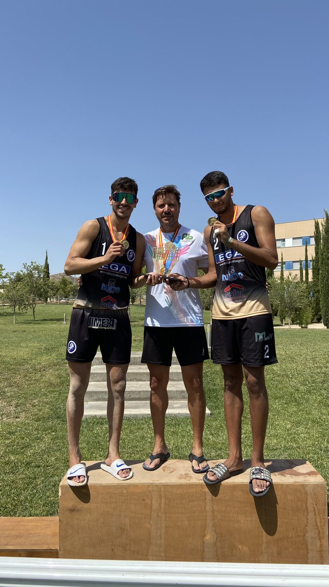 amsaucedo22's tweet photo. Y a pesar de todo… bicampeones de España por segundo año consecutivo.
#oprocesso 🦿 https://t.co/tNfza37dm3